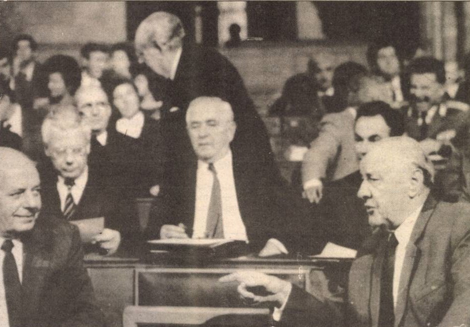 idokapszula_nb_i_1985_86_wales_magyarorszag_merkozes_orszaggyules_oszi_ulesszak_gaspar_sandor_kadar_janos.jpg