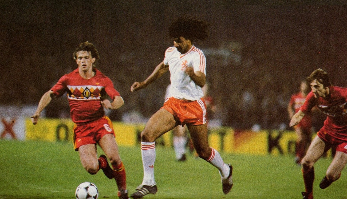 idokapszula_nb_i_1985_86_wales_magyarorszag_merkozes_vb_potselejtezo_belgium_hollandia.jpg
