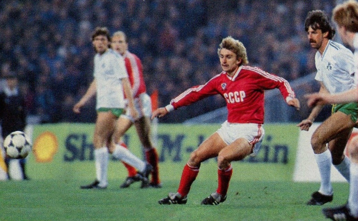 idokapszula_nb_i_1985_86_wales_magyarorszag_merkozes_vb_selejtezok_europai_6_csoport_szovjetunio_irorszag_cserenkov.jpg