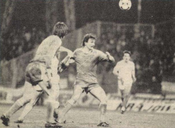 idokapszula_nb_i_1985_86_klubcsapataink_nemzetkozi_kupaszereplese_2_fordulo_2_kor_uefa_kupa_legia_warsawa_novath_gyorgy.jpg