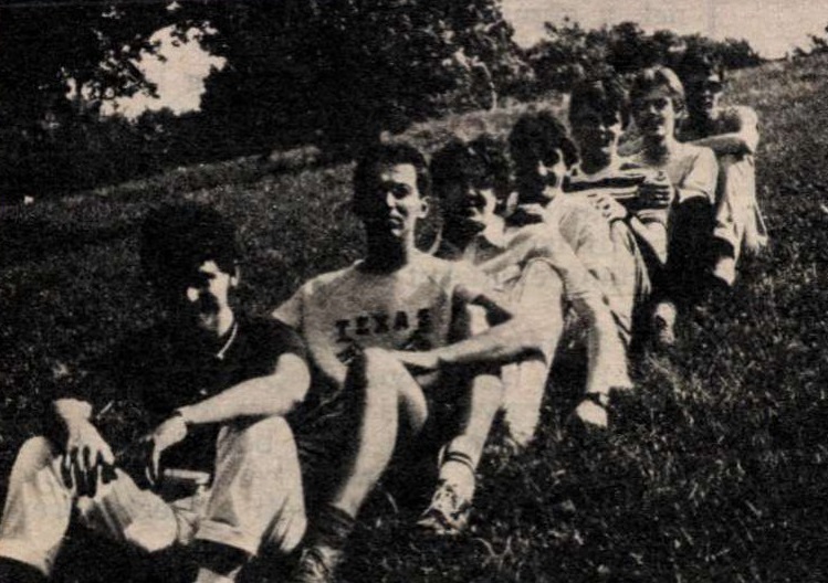 idokapszula_nb_i_1985_86_klubcsapataink_nemzetkozi_kupaszereplese_2_fordulo_2_kor_zebrabeat_klub_reggel_egyuttes.jpg