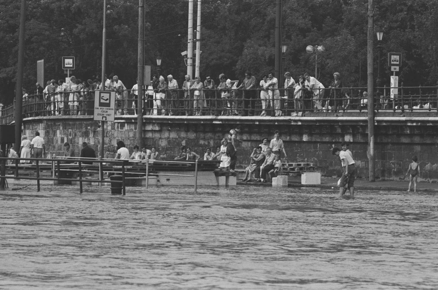 idokapszula_nb_i_1985_86_2_fordulo_arviz_6.jpg