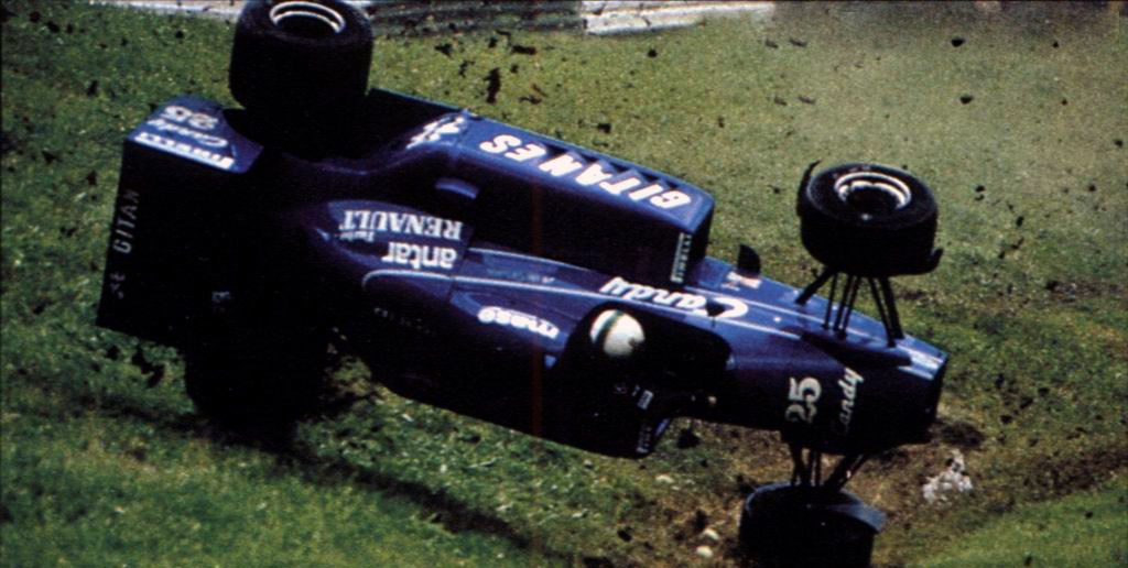 idokapszula_nb_i_1985_86_3_fordulo_andrea_de_cesaris_szalto.jpg