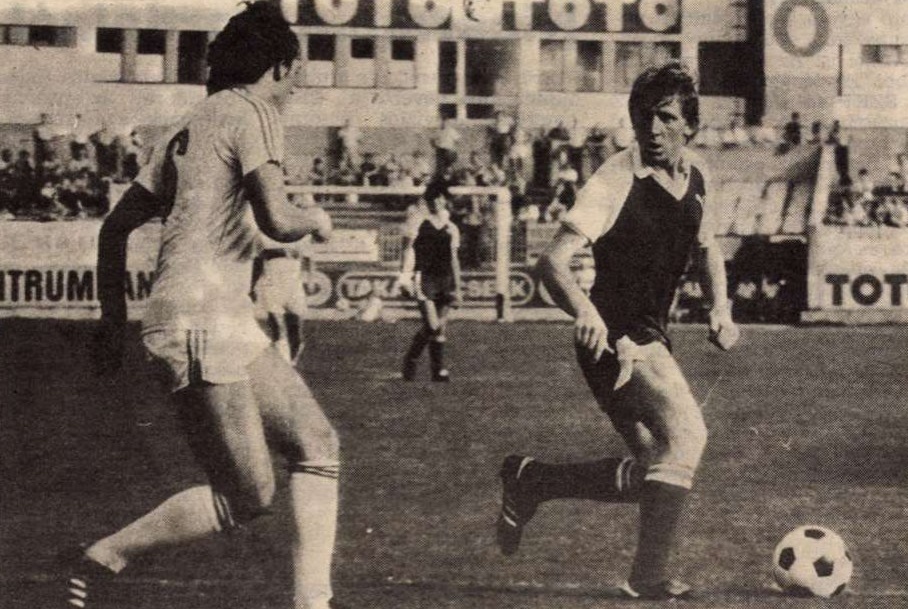 idokapszula_nb_i_1985_86_3_fordulo_haladas_videoton_marton_robert.jpg