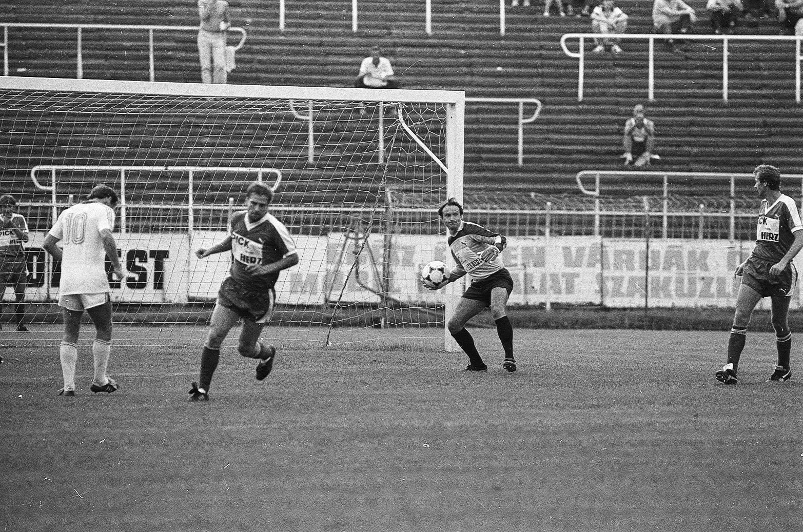 idokapszula_nb_i_1985_86_3_fordulo_mtk_vm_raba_eto_gaspar_jozsef.jpg