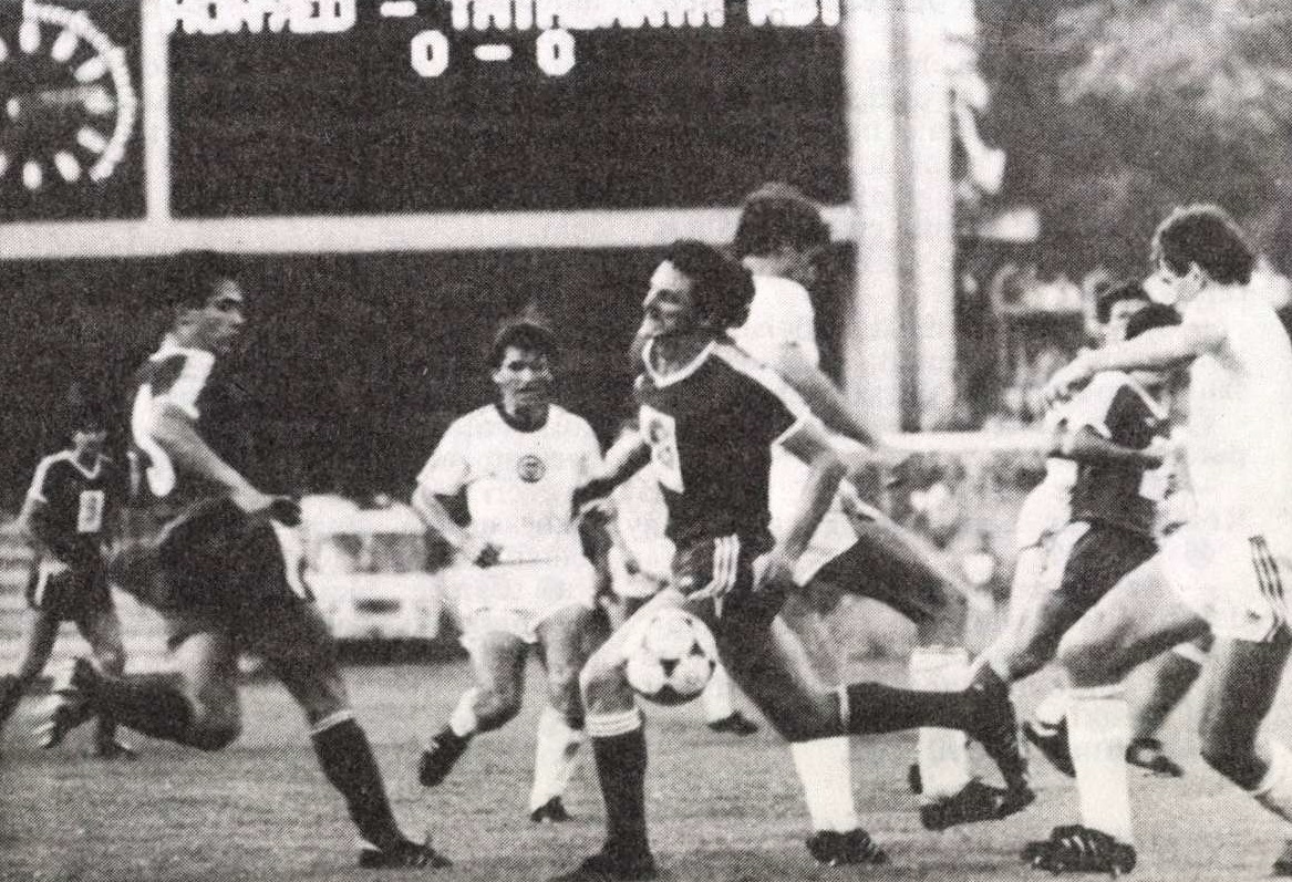 idokapszula_nb_i_1985_86_4_fordulo_bp_honved_tatabanya_dajka_hermann_szabo_laszlo_ii_lakatos.jpg