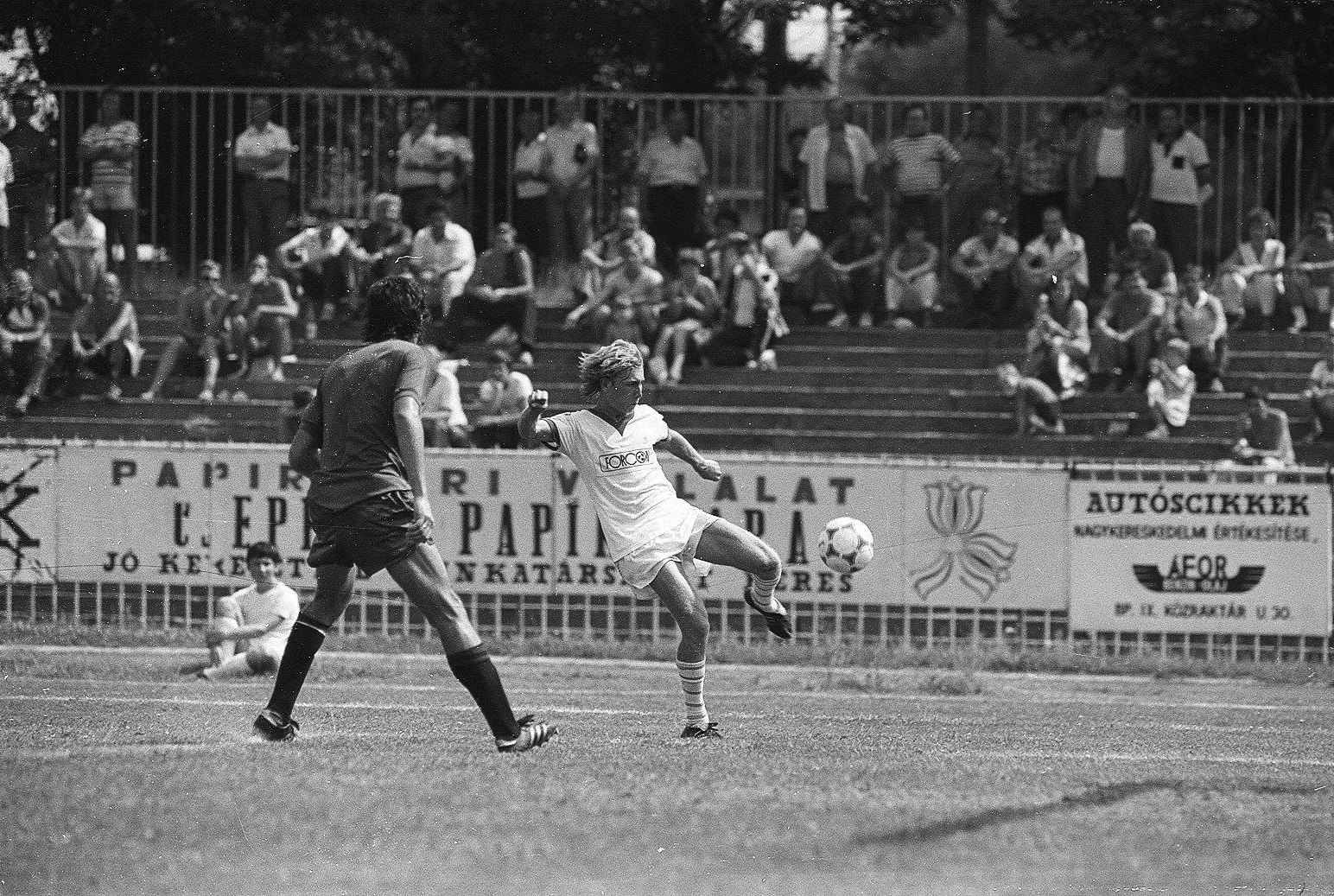 idokapszula_nb_i_1985_86_4_fordulo_csepel_bekescsaba_szekeres_jozsef.jpg