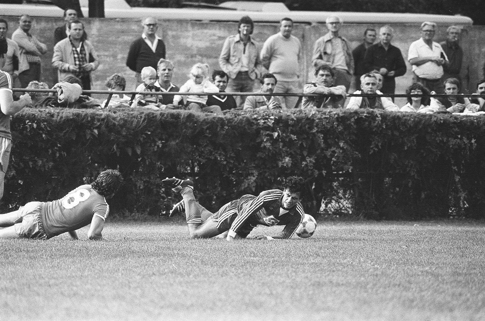 idokapszula_nb_i_1985_86_5_fordulo_mnk_esmtk_bp_honved_dajka_laszlo.jpg