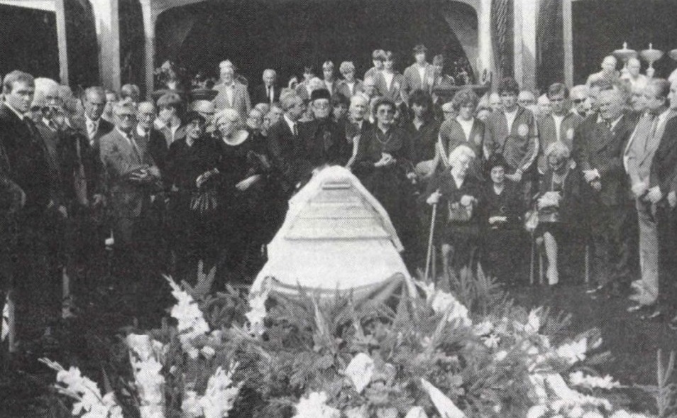 idokapszula_nb_i_1985_86_5_fordulo_toldi_geza_temetes.jpg