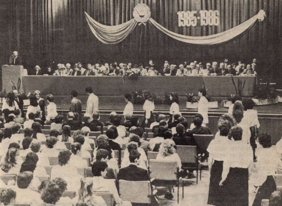idokapszula_nb_i_1985_86_6_fordulo_berzsenyi_daniel_tanarkepzo_foiskola.jpg