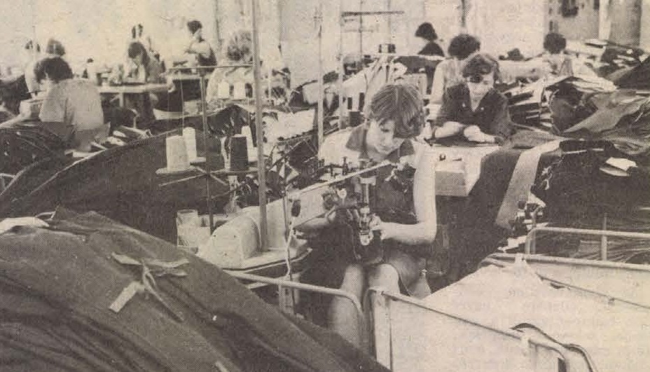 idokapszula_nb_i_1985_86_6_fordulo_karcagi_ruhaipari_szovetkezet.jpg