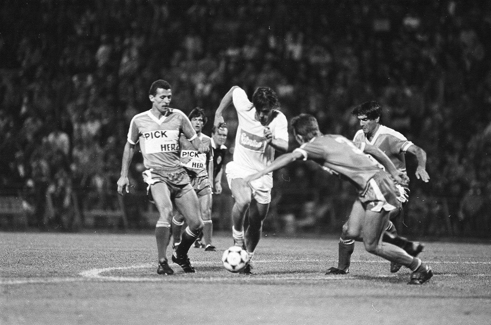 idokapszula_nb_i_1985_86_6_fordulo_vasas_mtk_vm_kovacs_jozsef_varga_i_toth_jozsef_nyul.jpg