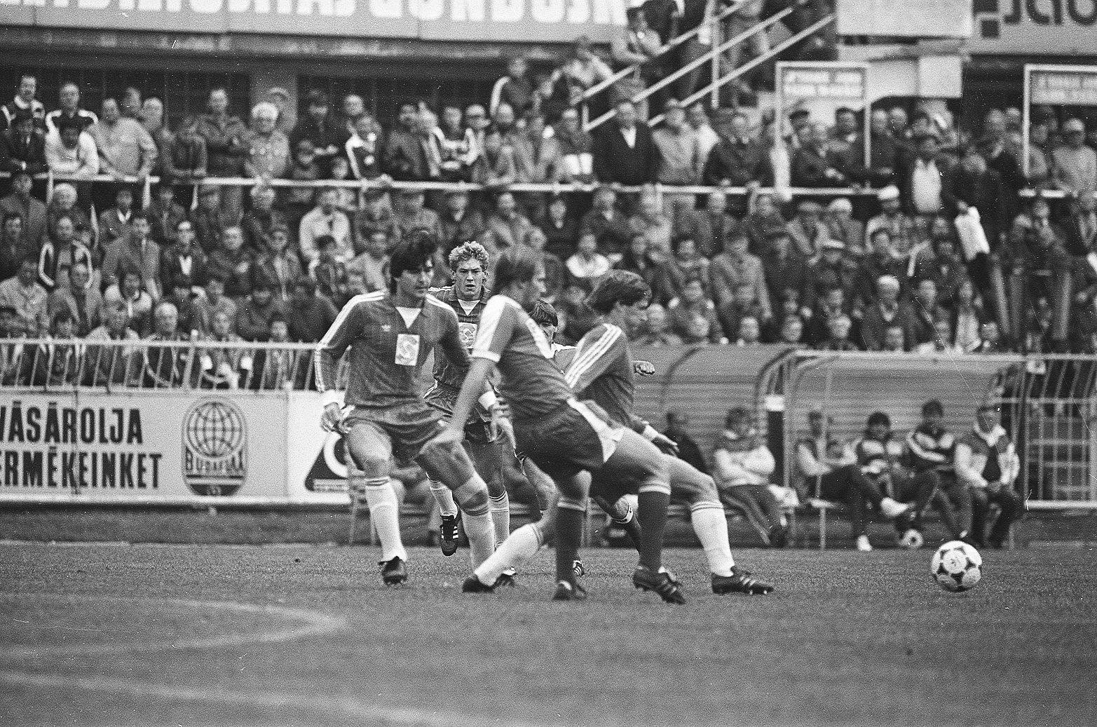 idokapszula_nb_i_1985_86_7_fordulo_mtk_vm_bp_honved_szeibert_sikesdi_nagy_antal_toth_jozsef.jpg