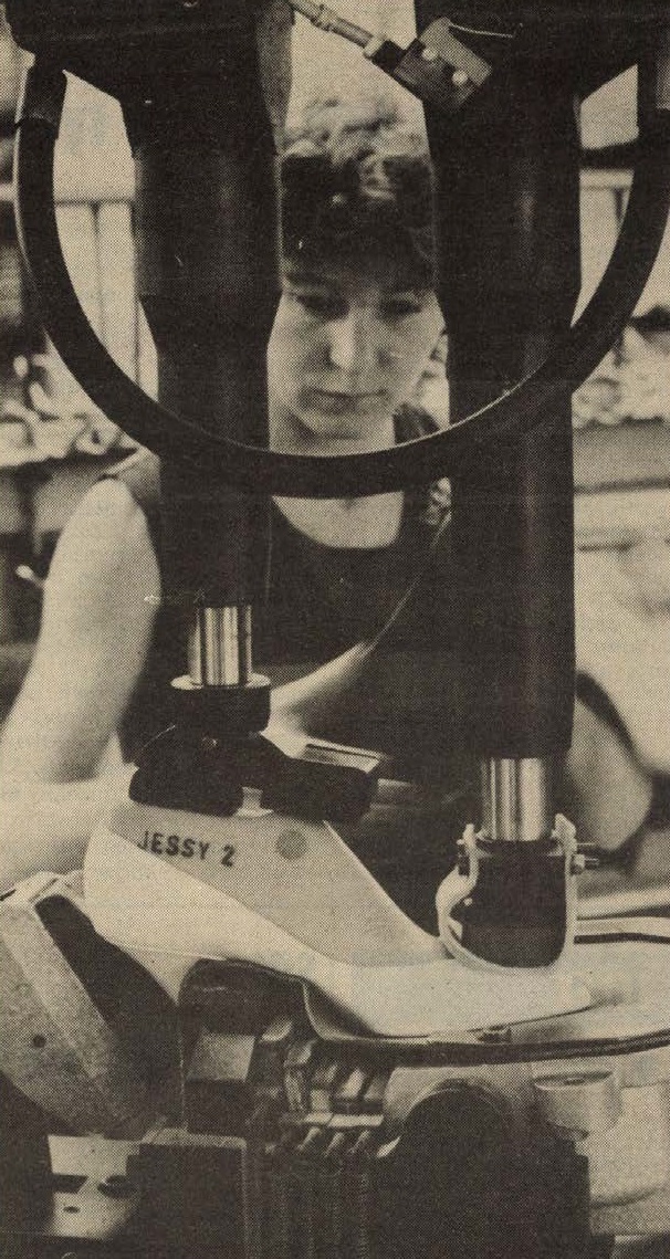 idokapszula_nb_i_1985_86_8_fordulo_minosegi_cipogyar.jpg