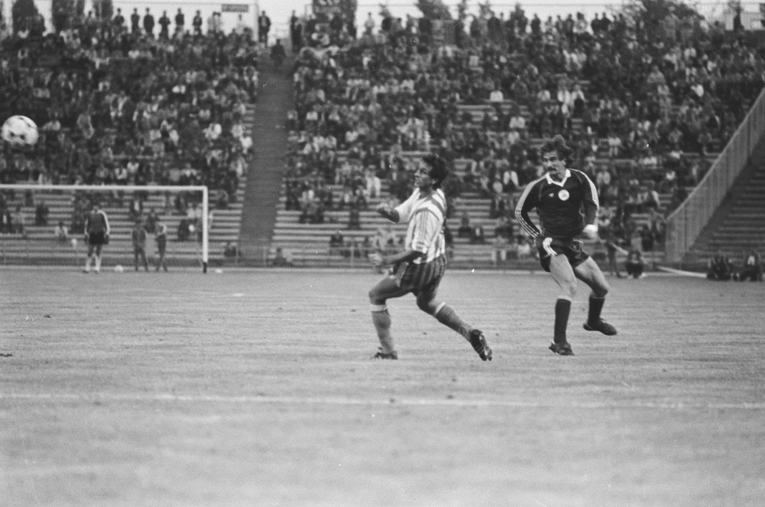 idokapszula_nb_i_1985_86_9_fordulo_u_dozsa_ferencvaros_steidl_hamori.jpg