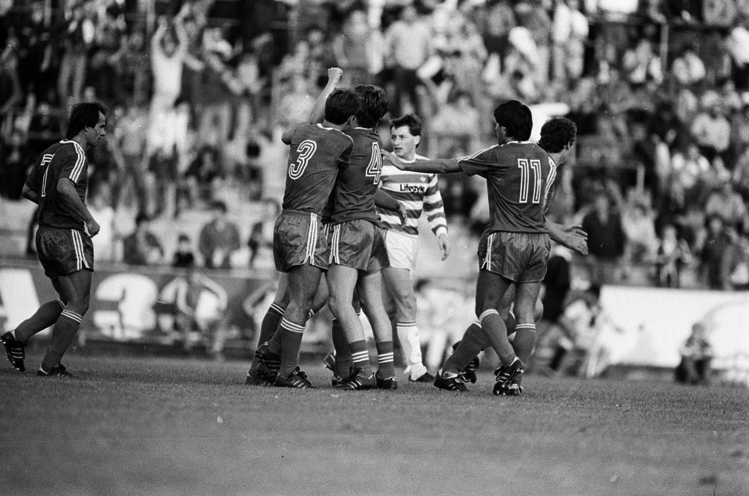 idokapszula_nb_i_1985_86_klubcsapataink_nemzetkozi_kupaszereplese_1_fordulo_1_kor_bp_honved_shamrock_rovers_dajka_laszlo_koszontes.jpg