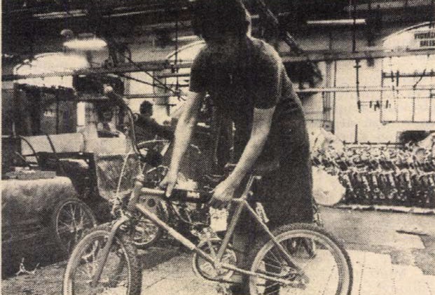 idokapszula_nb_i_1985_86_klubcsapataink_nemzetkozi_kupaszereplese_1_fordulo_1_kor_csepel_kerekpar.jpg