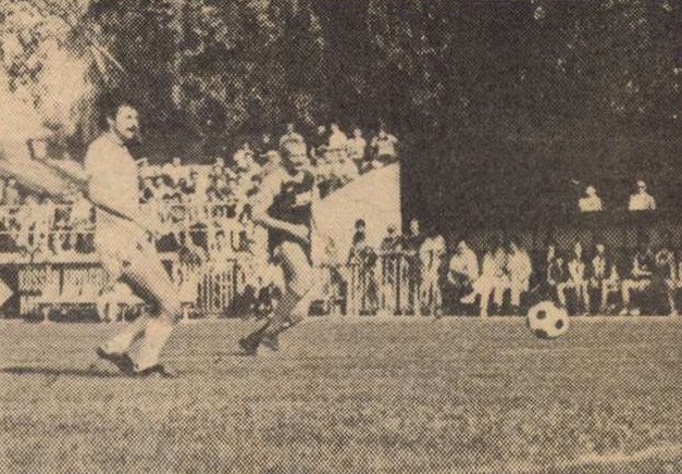 idokapszula_nb_i_1985_86_klubcsapataink_nemzetkozi_kupaszereplese_1_fordulo_1_kor_nb_ii_keszthely_dunaujvaros_csepregi_laszlo.jpg