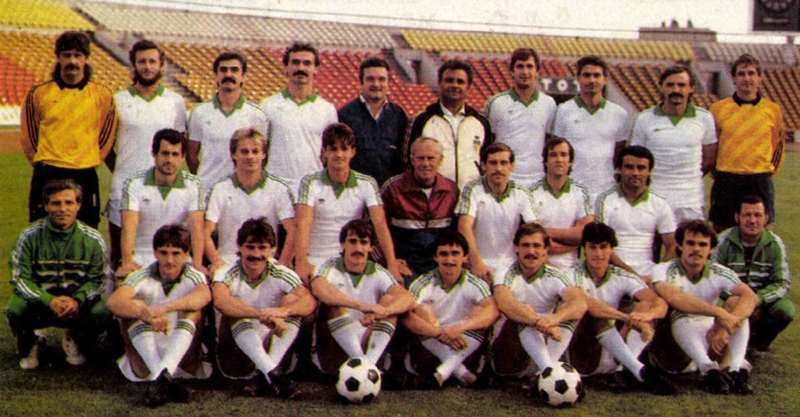 idokapszula_nb_i_1985_86_klubcsapataink_nemzetkozi_kupaszereplese_1_fordulo_1_kor_raba_eto_bohemians_praha_csapatkep_1.jpg