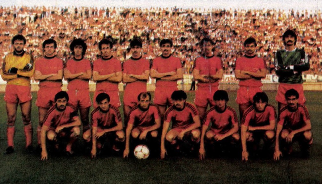 idokapszula_nb_i_1985_86_klubcsapataink_nemzetkozi_kupaszereplese_1_fordulo_1_kor_videoton_ff_malmo_csapatkep_1.jpg