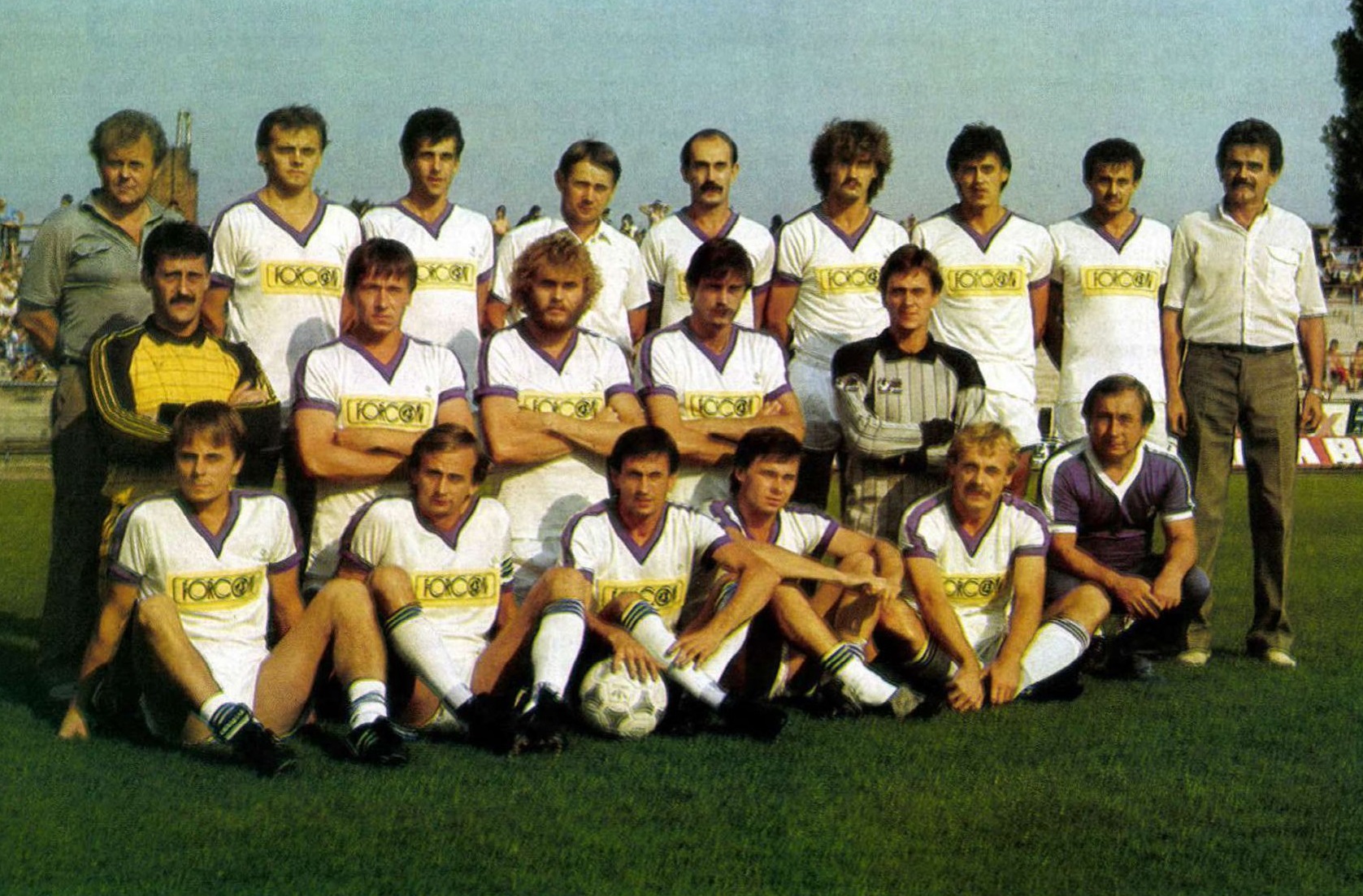 idokapszula_nb_i_1985_86_bevezetes_bekescsaba_csapatkep.jpg