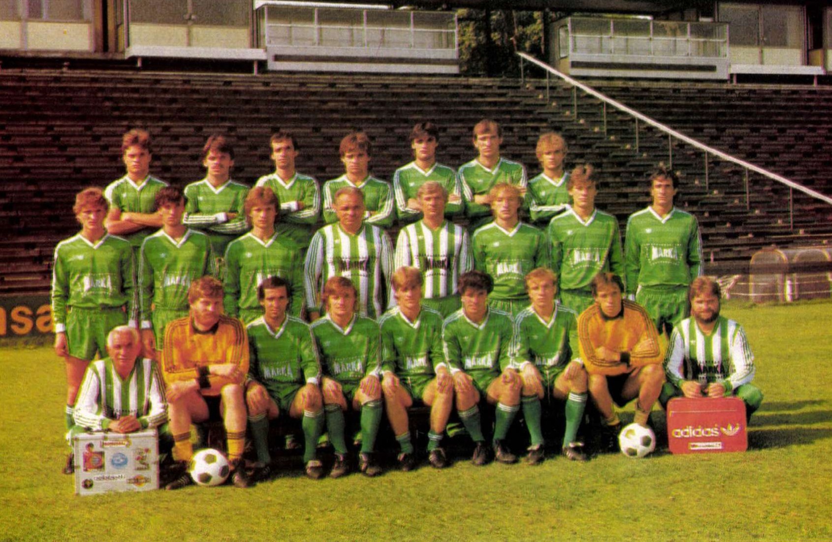 idokapszula_nb_i_1985_86_bevezetes_ferencvaros_csapatkep.jpg