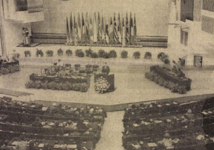 idokapszula_nb_i_1985_86_bevezetes_finnlandia_palota.jpg