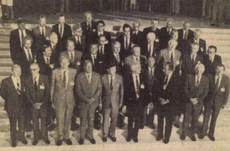 idokapszula_nb_i_1985_86_bevezetes_finnlandia_palota_europai_kulugyminiszterek.jpg