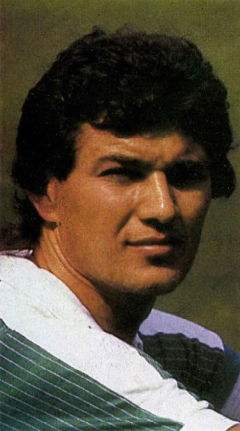 idokapszula_nb_i_1985_86_bevezetes_haladas_csapatkapitany_voros_csaba.jpg