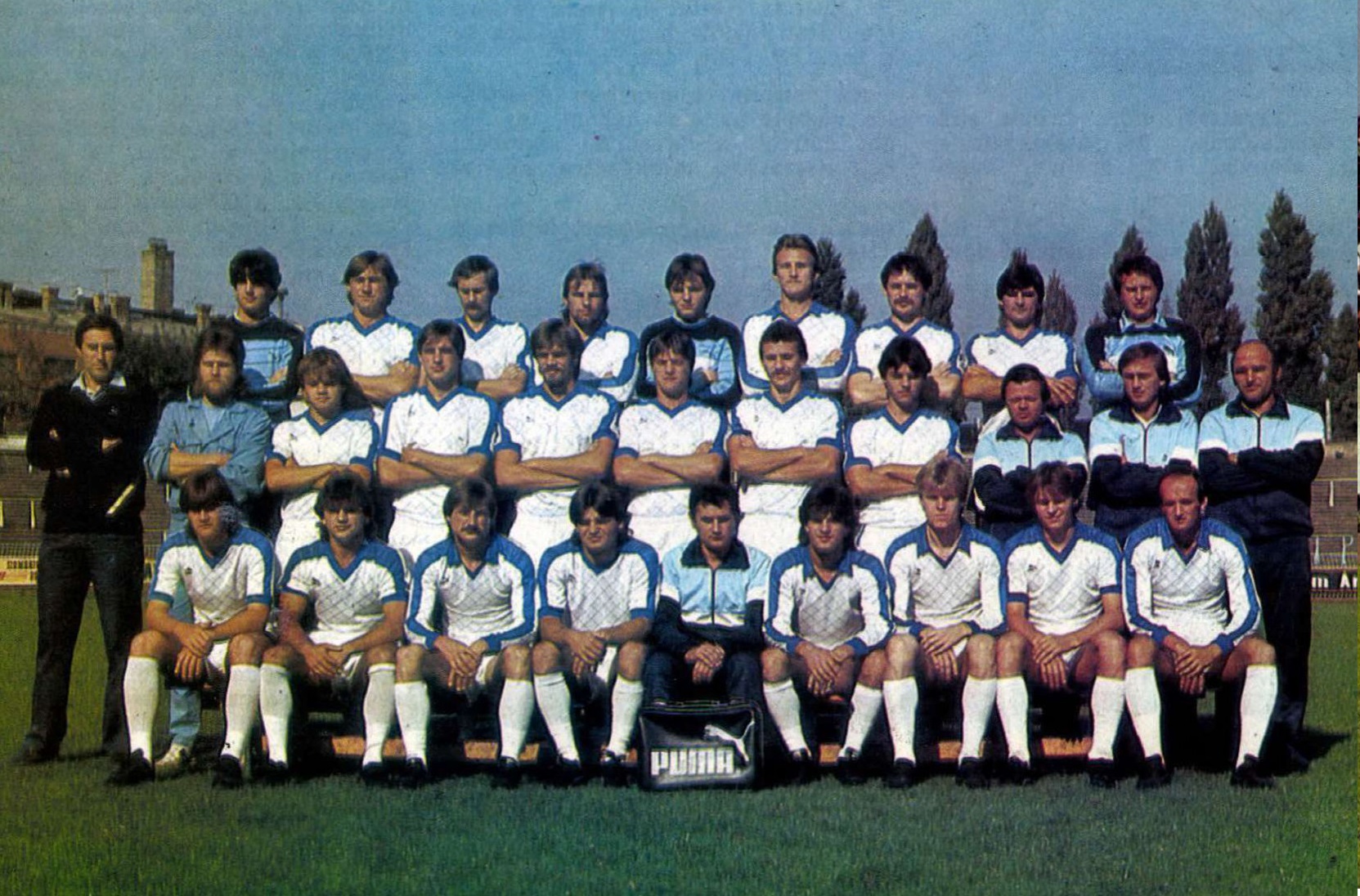 idokapszula_nb_i_1985_86_bevezetes_mtk_vm_csapatkep.jpg