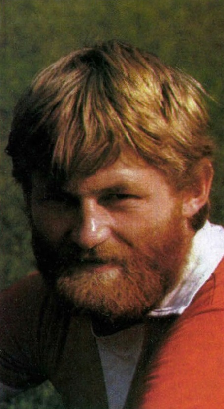 idokapszula_nb_i_1985_86_bevezetes_pecsi_msc_csapatkapitany_roth_antal_1.jpg