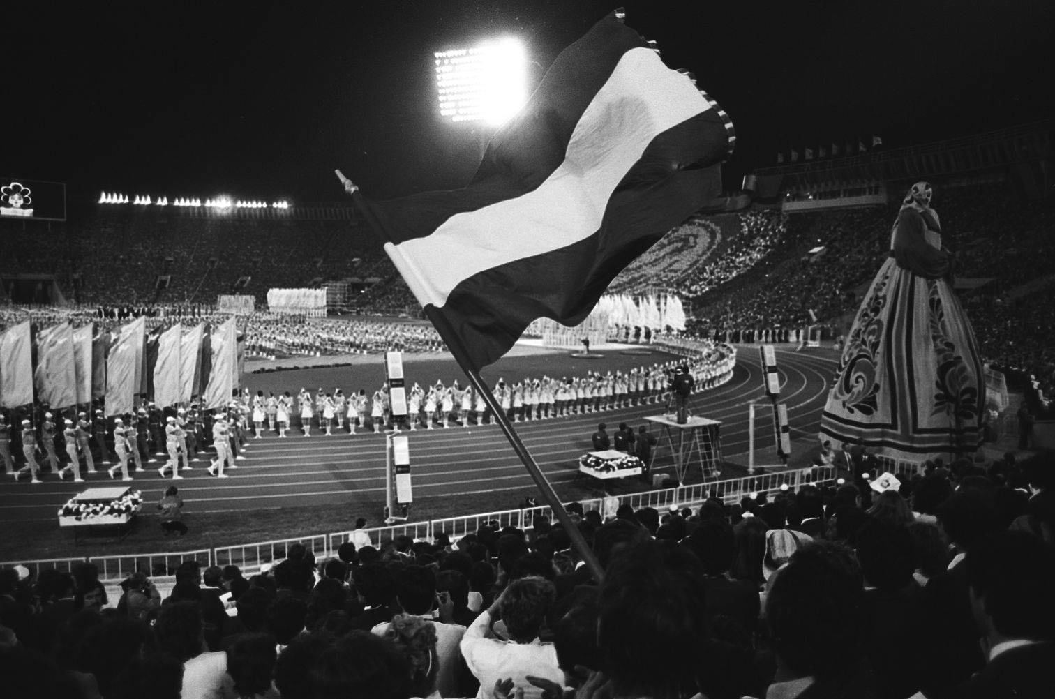 idokapszula_nb_i_1985_86_bevezetes_vit_zaro_unnepseg_2.jpg