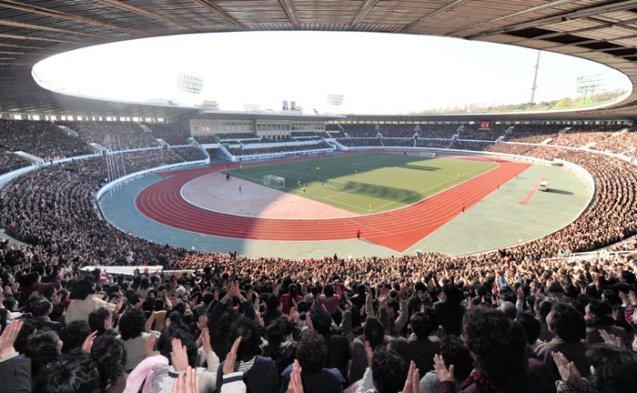 kim-jong-un-visits-yanggakdo-stadium-and-foot-L-ueqnrW.jpeg