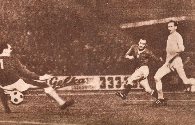 osztalynaplo_bene_ferenc_valogatott_gol.jpg