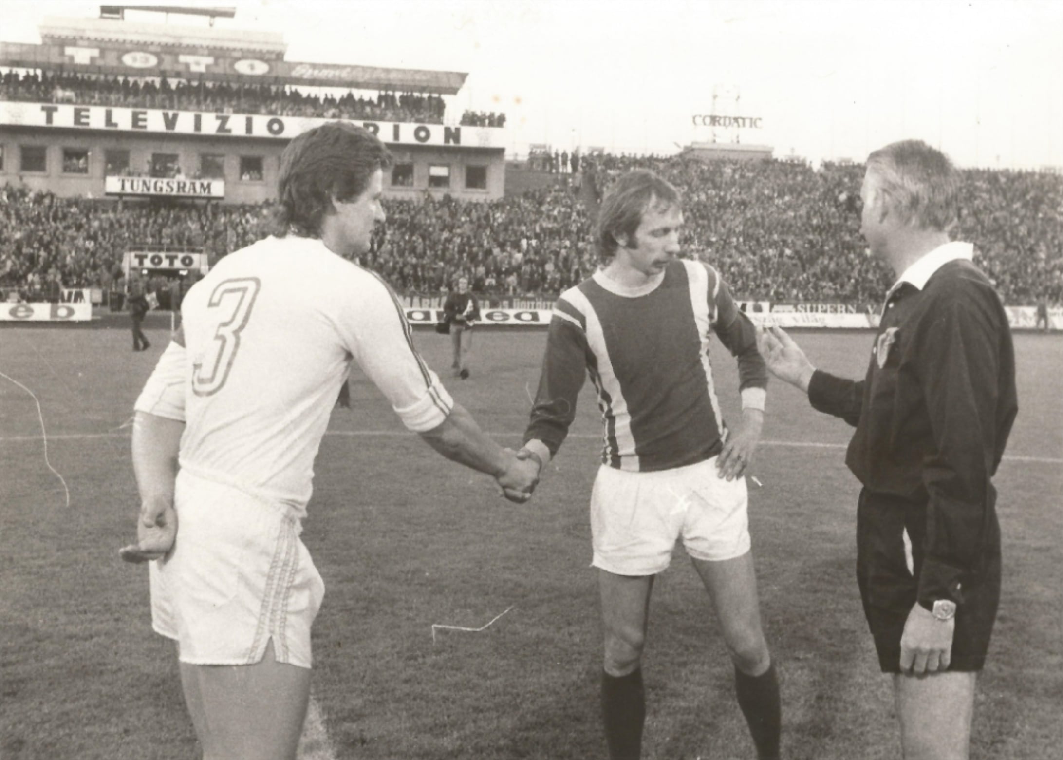 osztalynaplo_fazekas_laszlo_ujpesti_dozsa_1976_tavasz_8_3_gol_csapatkapitany.jpg