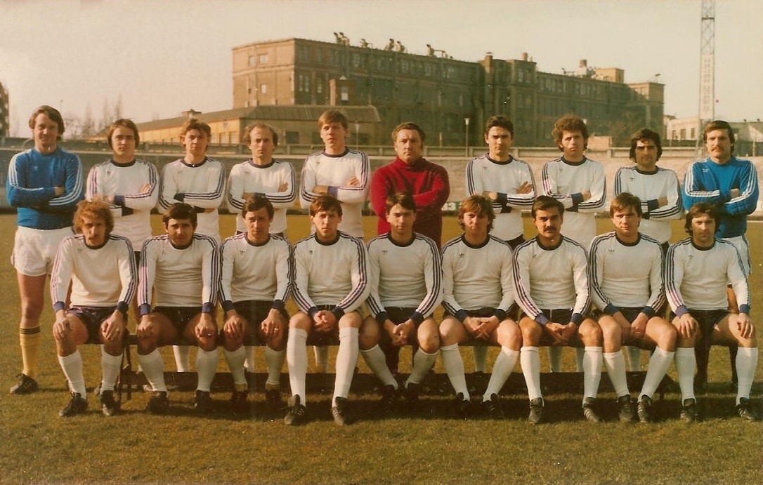 osztalynaplo_fazekas_laszlo_ujpesti_dozsa_1979_80.jpg