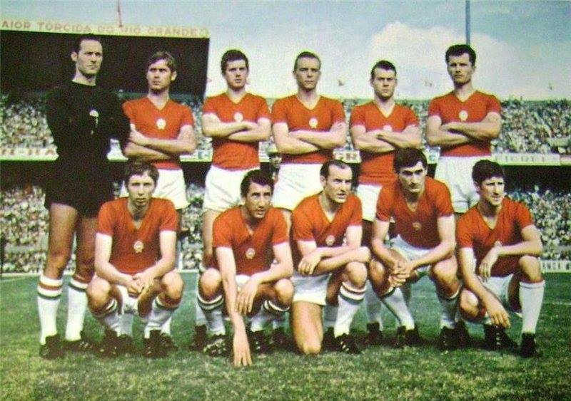 osztalynaplo_fazekas_laszlo_valogatott_1969.jpg