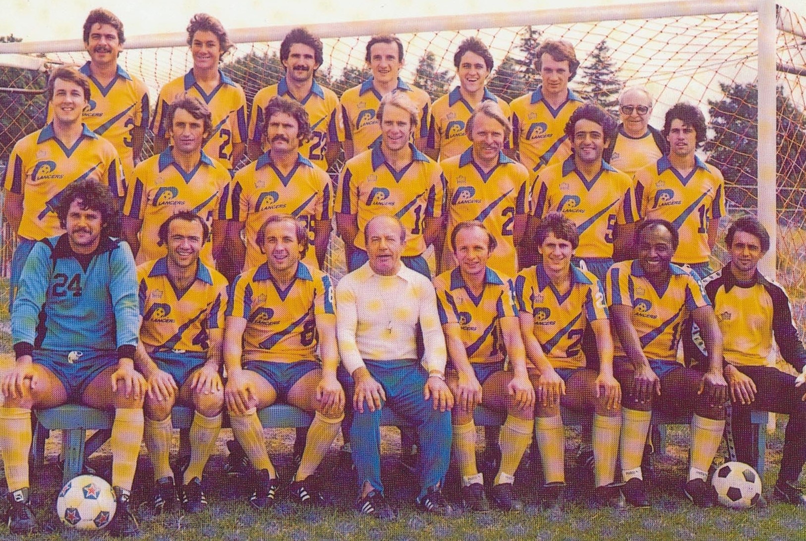 osztalynaplo_harsanyi_laszlo_rochester_lancers_1980.jpg