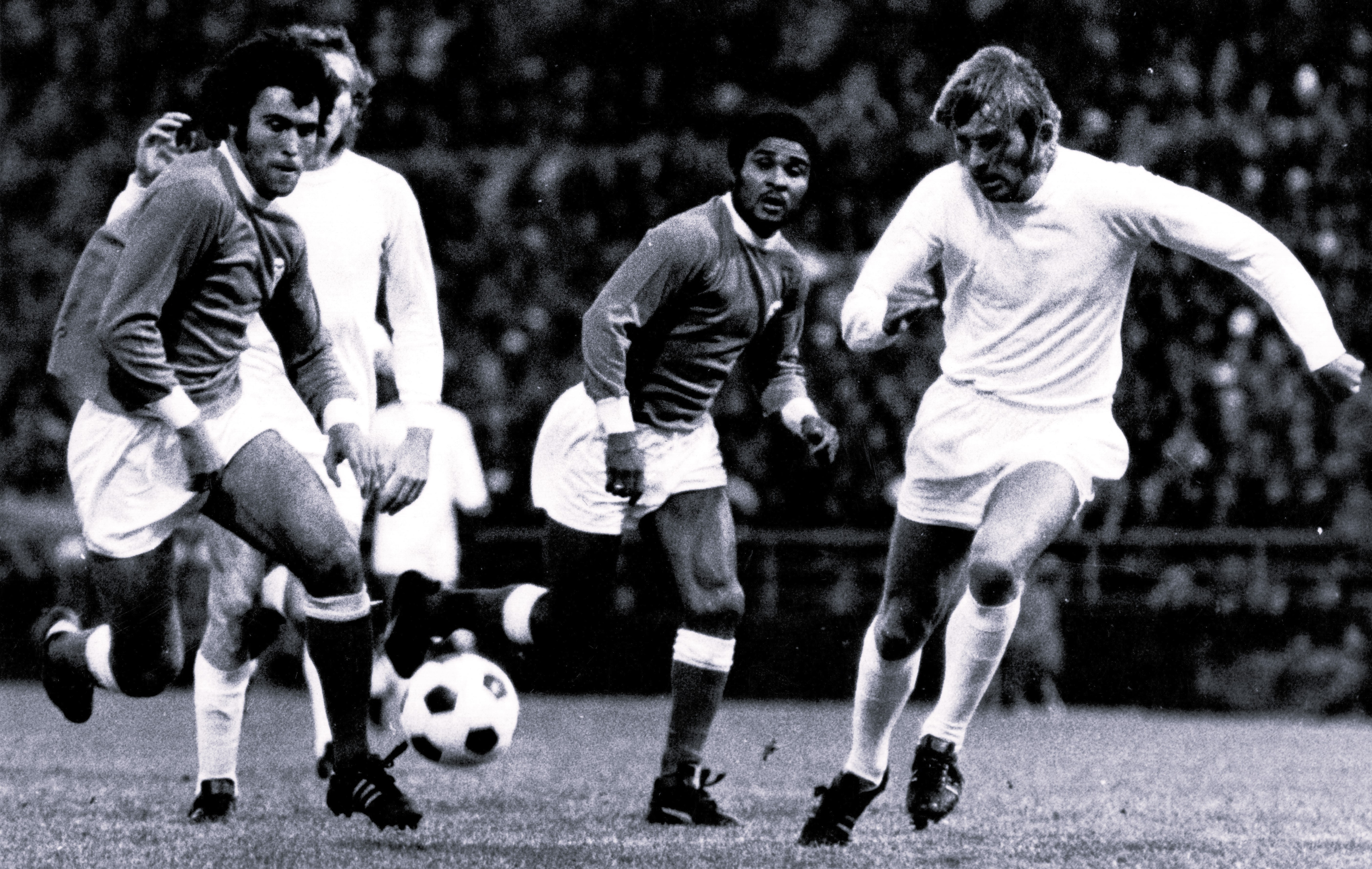 osztalynaplo_harsanyi_laszlo_ujpesti_dozsa_1973_osz_bek_benfica_megyeri_ut.jpg