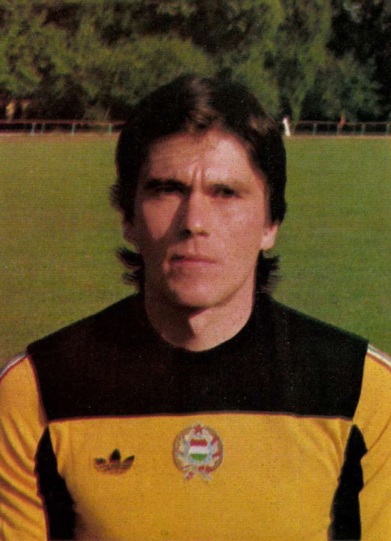 osztalynaplo_kovacs_attila_valogatott_1983_osz.jpg