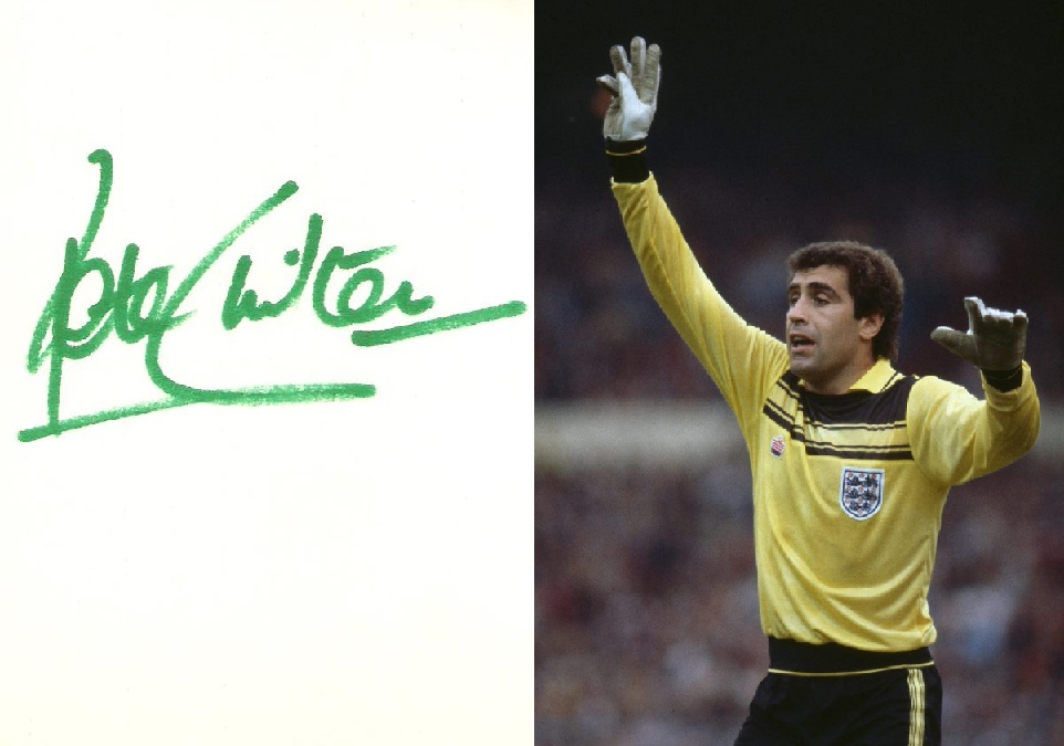 osztalynaplo_peter_shilton_alairas.jpg