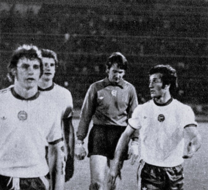 osztalynaplo_rothermel_adam_valogatott_1976_szovjetunio_levonulas.jpg