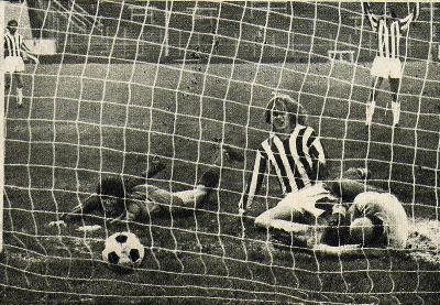 osztalynaplo_Torocsik_Andras_elso_gol.jpg