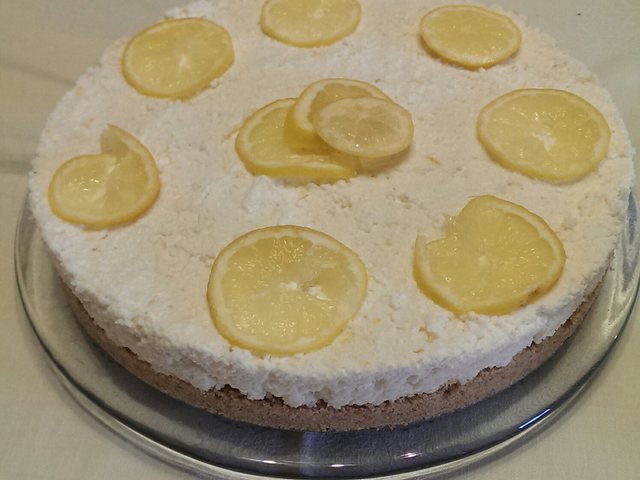 Egyszerű, de nagyszerű citrom torta