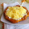 Engem egy sajtos pizzával vagy egy sajtos-tejfölös lángossal ki lehet nyírni