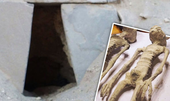 nazca-tomb-aliens-859016.jpg