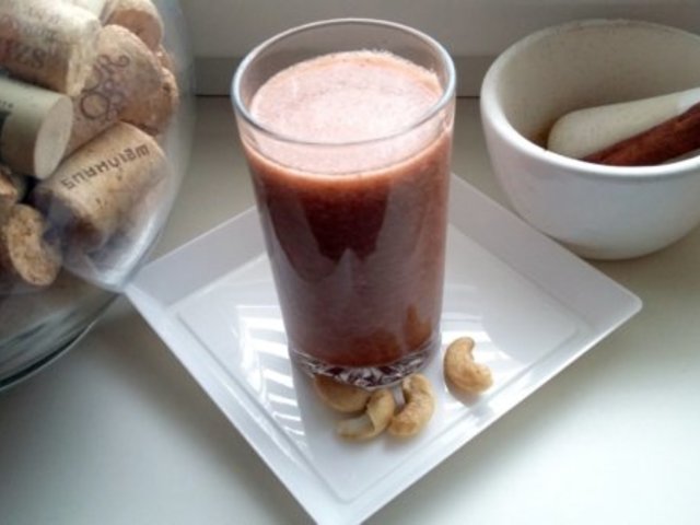 Almás-céklás smoothie, kezdődjön egészségesen az új év