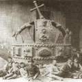 Így nézett ki a Királyi Palota kupláját díszítő Szent Korona