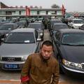 Kína technológia tiltások nélkül tervezi leváltani a benzint és a dízelt