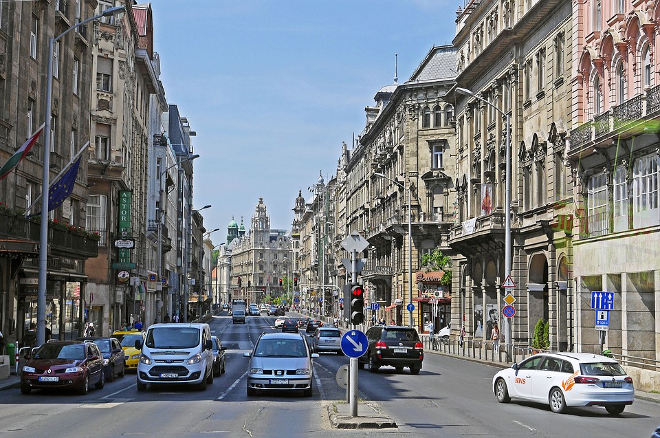 budapest-1349290_960_720.jpg